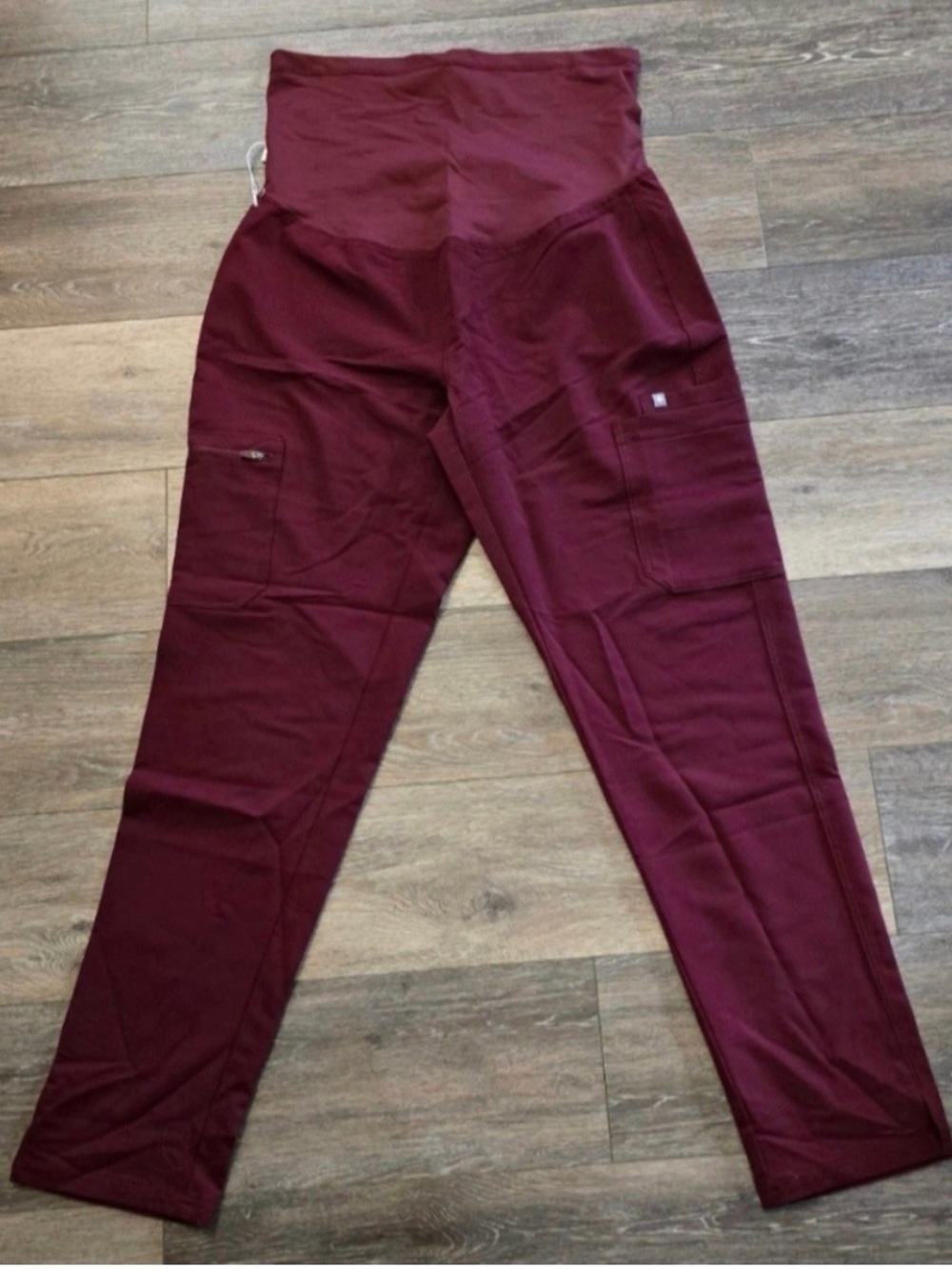 FIGS Women's 2XL Yola Maternity 3.0 tall Scrub Pants New w/ Tags!